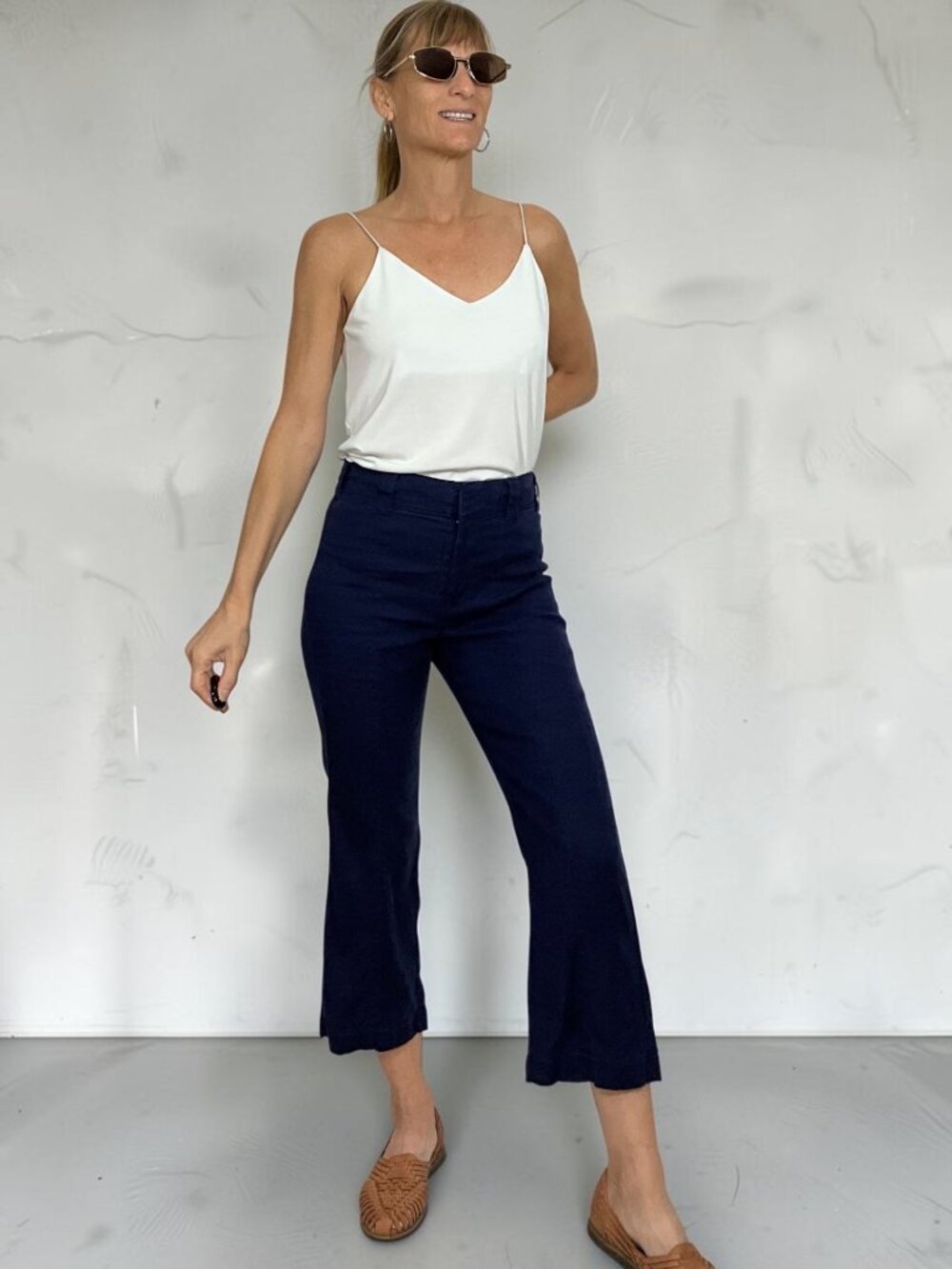 Anthropologie Maeve Flare Linen Blend Pant 26 Blue Cropped Mid Rise